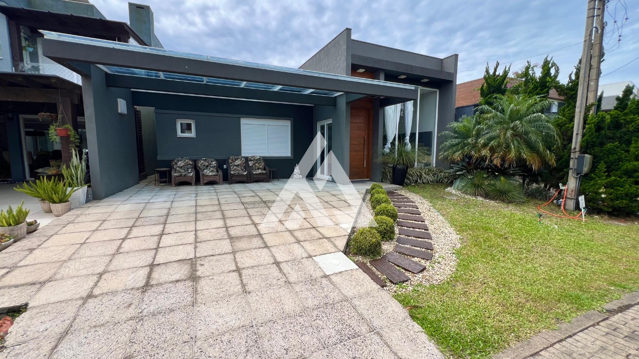 Imagem do imóvel Casa em condomínio 4 dormitórios, Centro em Capão Da Canoa referência 11