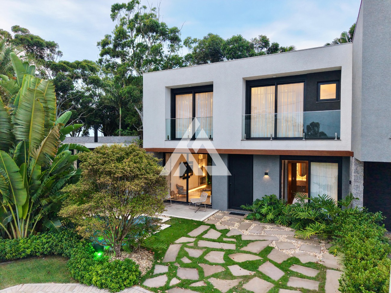 Imagem do imóvel Sobrado 4 dormitórios à venda, Amaná Atlântida  em Xangri-lá referência 20